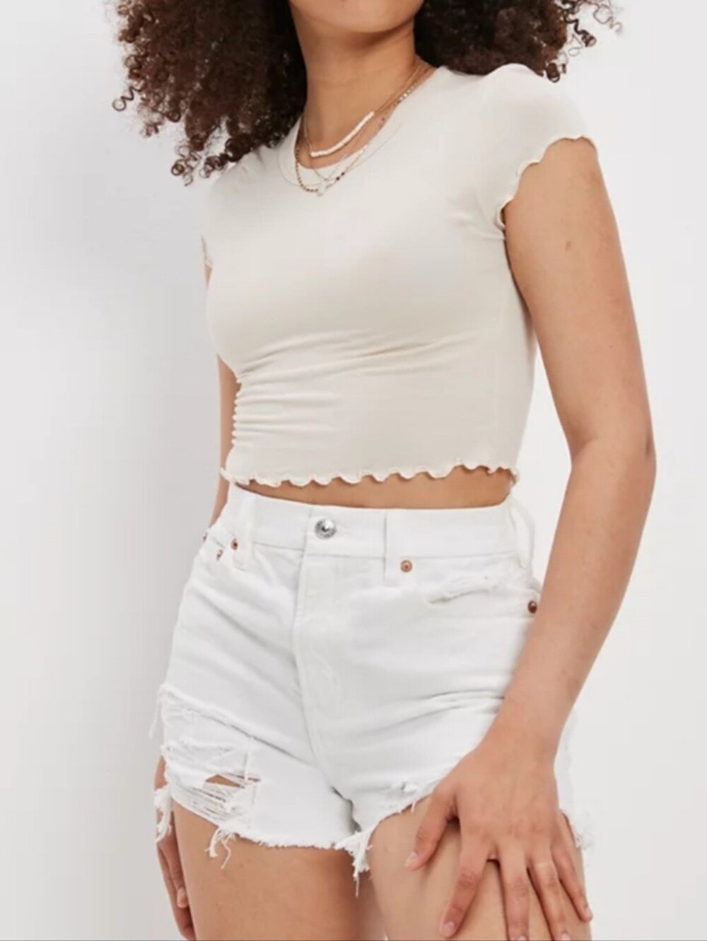 American Eagle Highest Rise 90's Boyfriend Short White Distressed Women's Size 2
